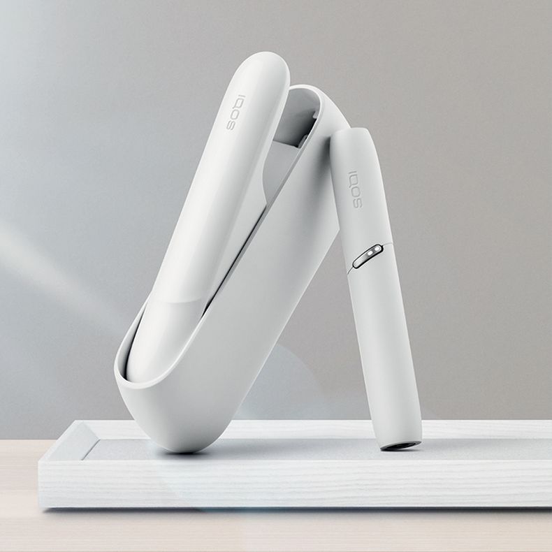 IQOS 3 Duo in warm white