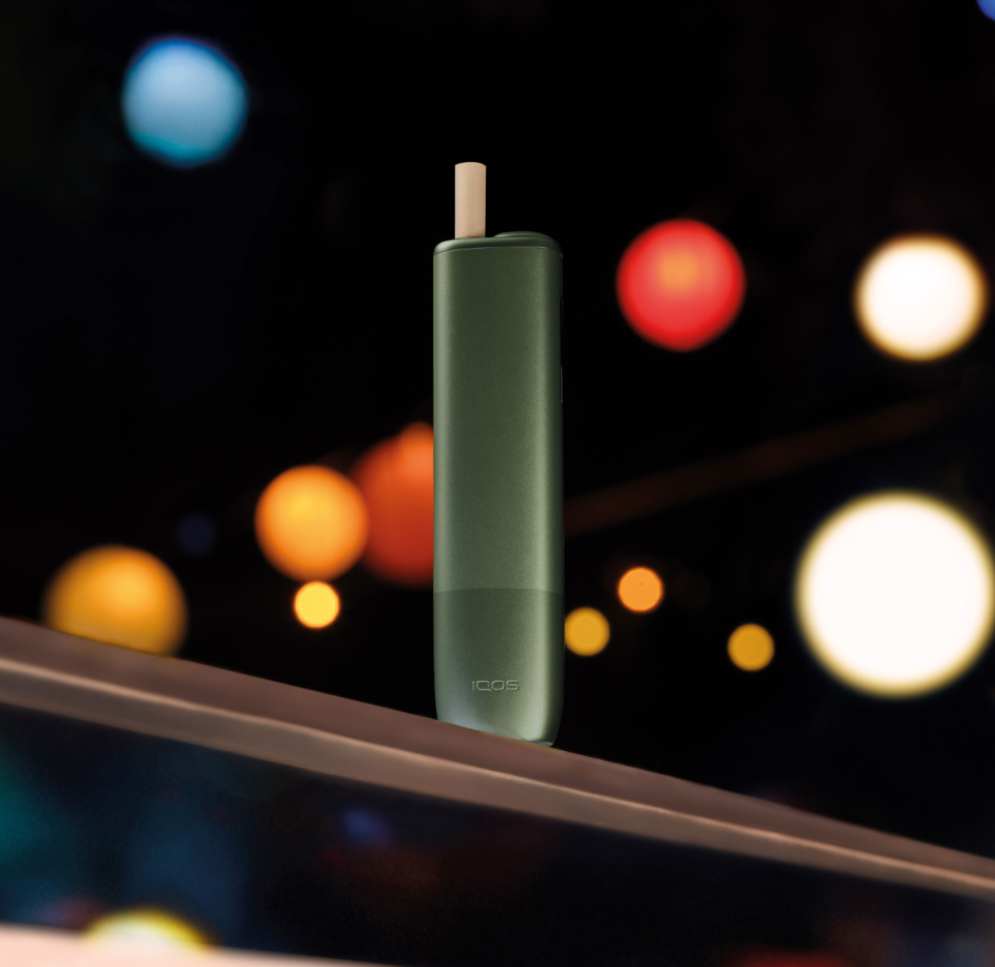 IQOS ILUMA devices in different colours.
