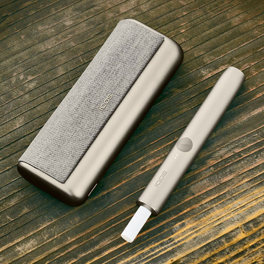 An IQOS ILUMA PRIME Pocket Charager and Holder.